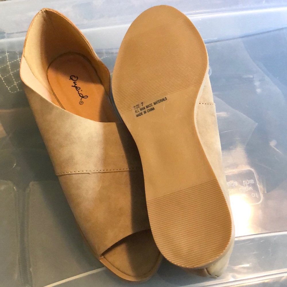 Qupid Open-Toe Flats, Size 7, New - image 4